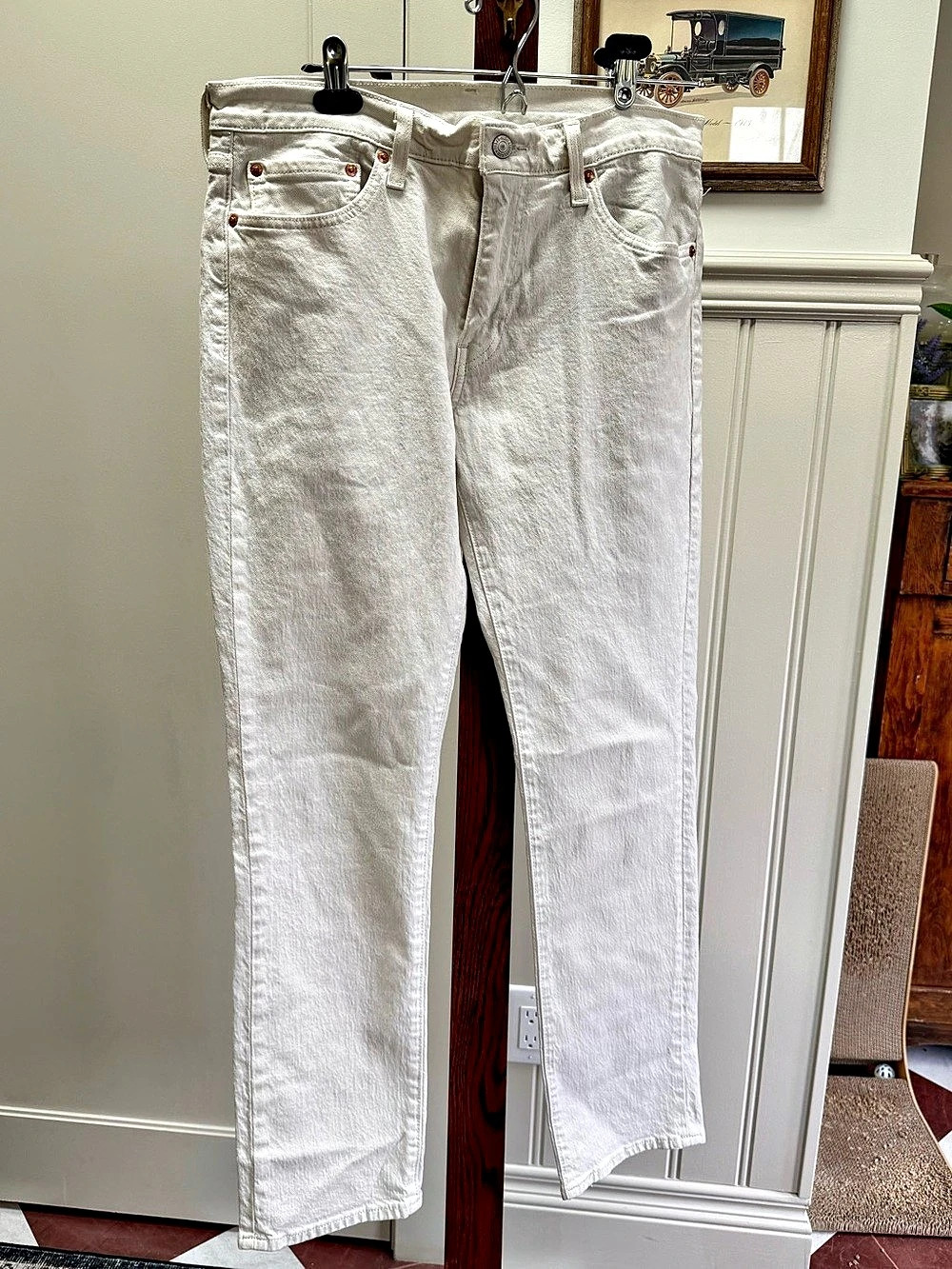 Levi's Straight Leg Jeans in White Like New 511